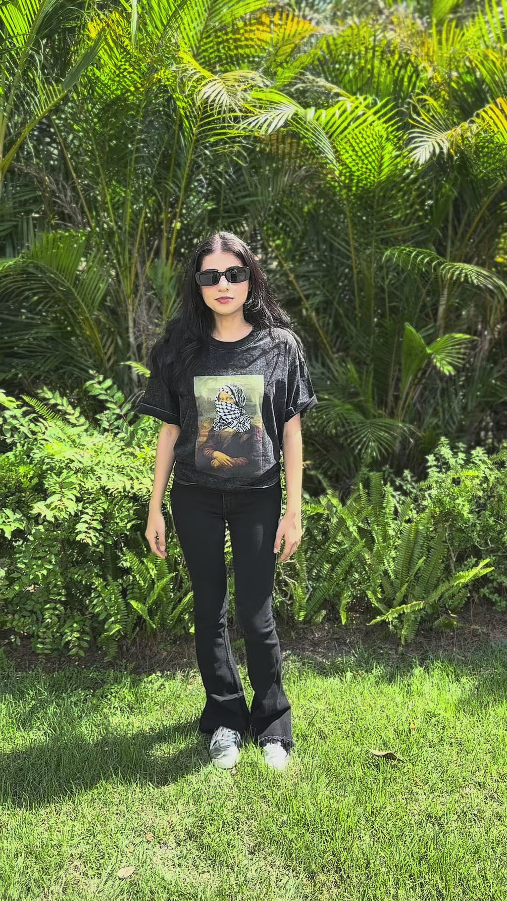 Mona Lisa Keffiyeh Tee